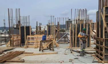 Locação e montagem de pilares