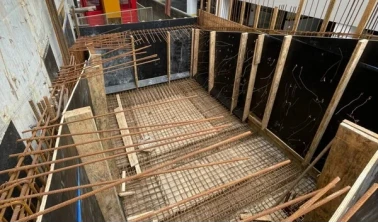 Armadura nos pilares da rampa