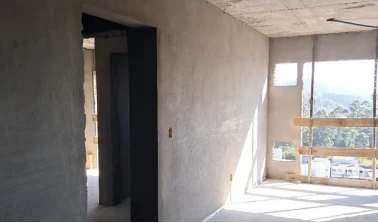 Execução de reboco interno